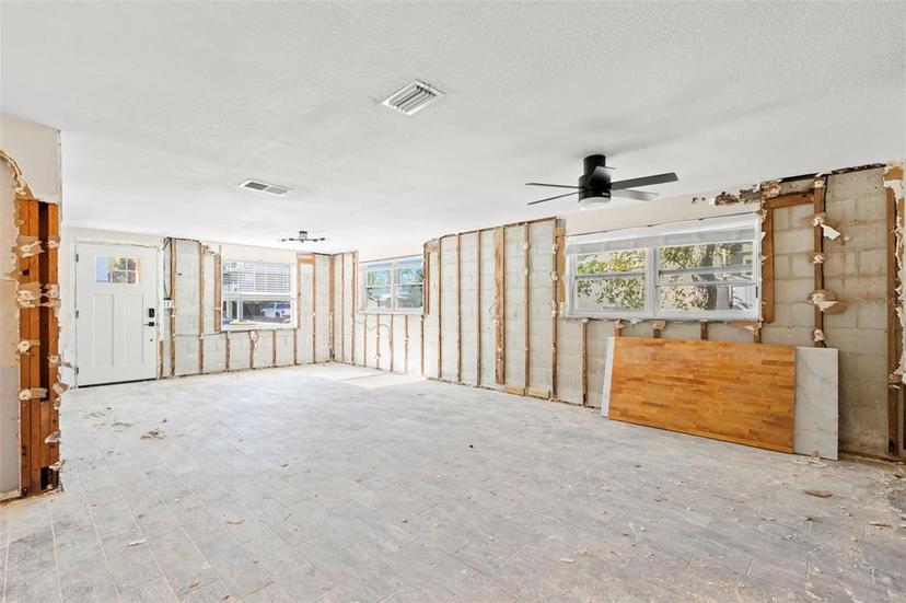 Picture of 1867 Nevada Avenue Ne, St Petersburg FL 33703