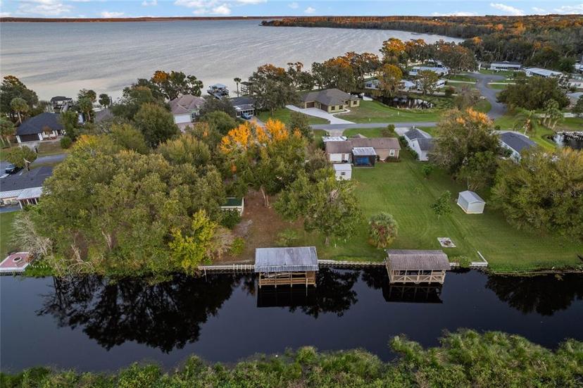 Picture of 38417 Langlois Pl, Leesburg FL 34788