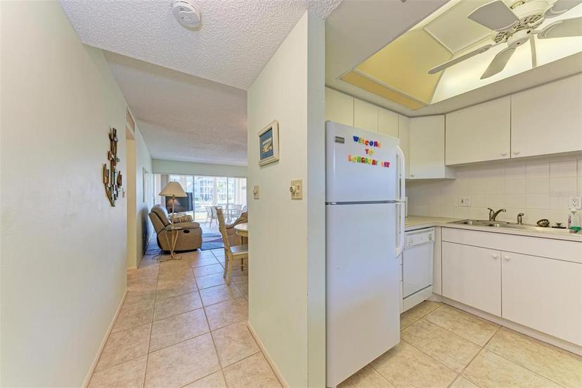 Picture of 4370 Chatham Drive Unit 104, Longboat Key FL 34228