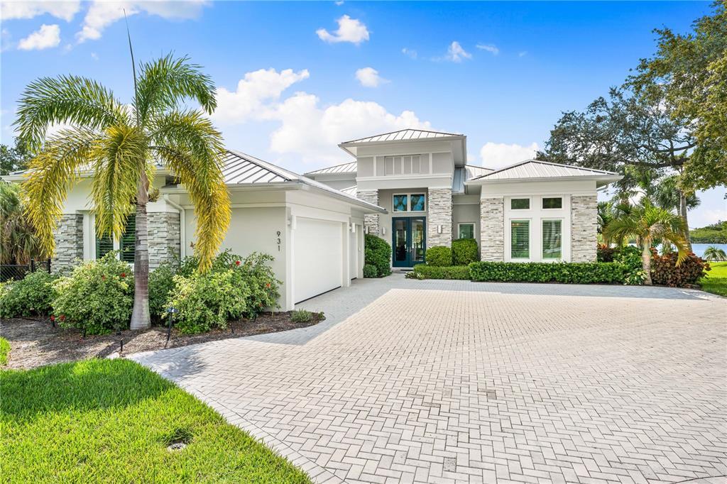 Picture of 931 Bayshore Road, Nokomis, FL 34275