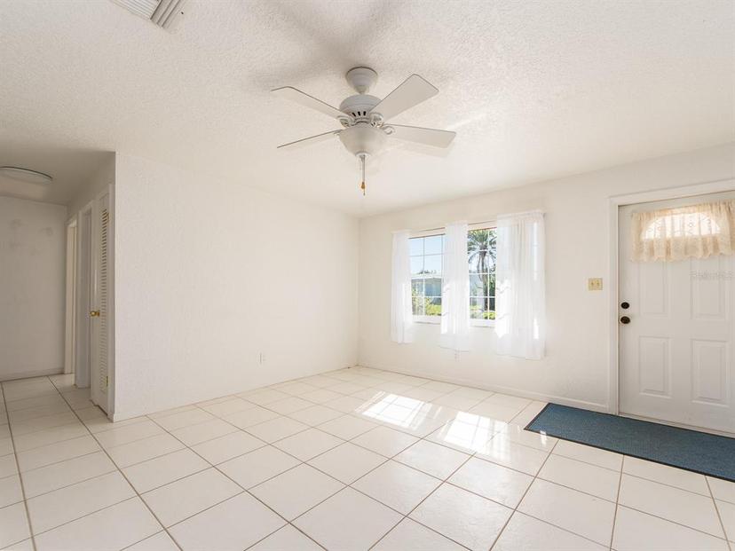 Picture of 14181 89Th Avenue, Seminole FL 33776