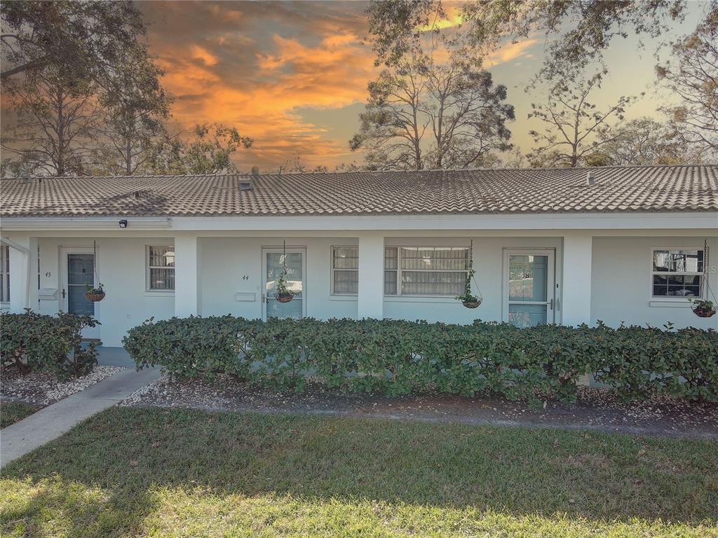 Picture of 11200 102Nd Avenue Unit 44, Seminole, FL 33778