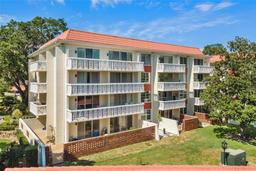 Picture of 2650 Pearce Drive Unit 403, Clearwater, FL 33764