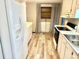 Picture of 6100 62Nd Avenue N Unit 33, Pinellas Park, FL 33781