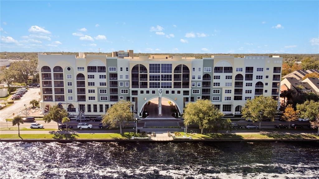 Picture of 225 W Seminole Boulevard Unit 206, Sanford, FL 32771