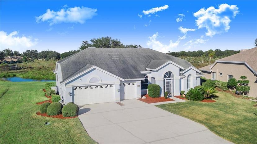 Picture of 4402 Fairway Oaks Court, Mulberry FL 33860