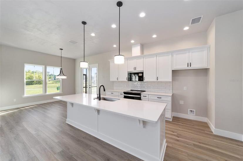 Picture of 1069 NW 132Nd Boulevard, Newberry FL 32669