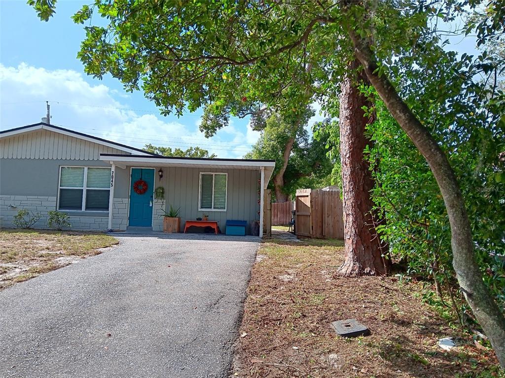 Picture of 7045 Lenox Drive, New Port Richey, FL 34653