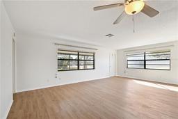 Picture of 2122 Hereford Drive Unit 511, Sun City Center, FL 33573