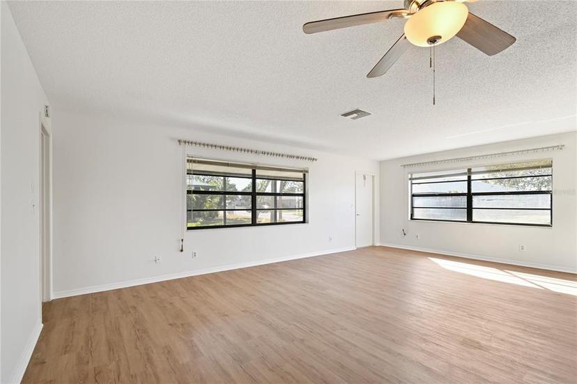 Picture of 2122 Hereford Drive Unit 511, Sun City Center FL 33573
