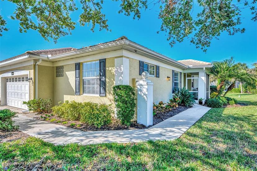 Picture of 1599 Monarch Drive Unit 1599, Venice FL 34293