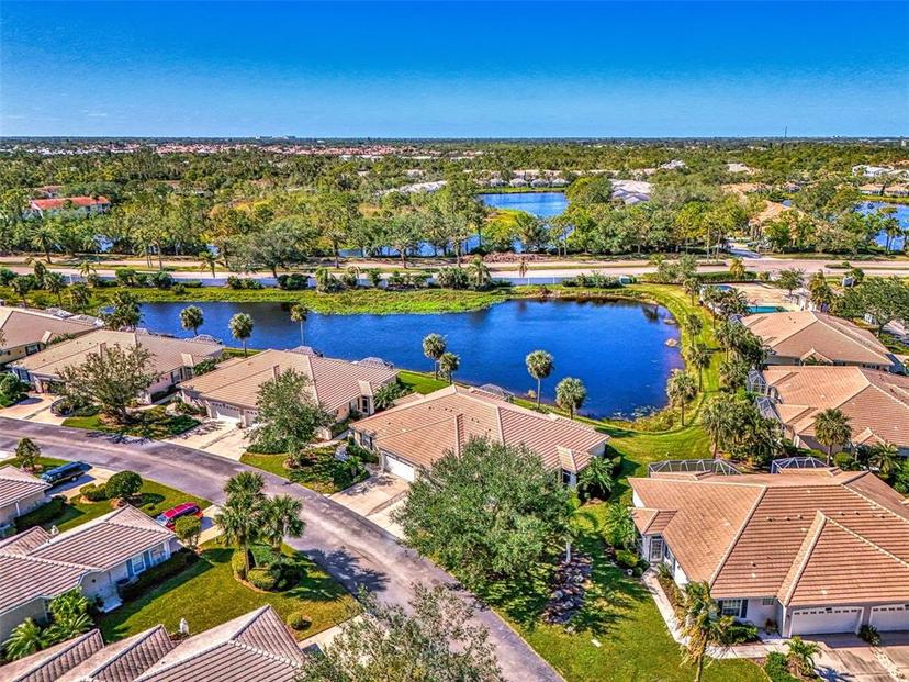 Picture of 1599 Monarch Drive Unit 1599, Venice FL 34293