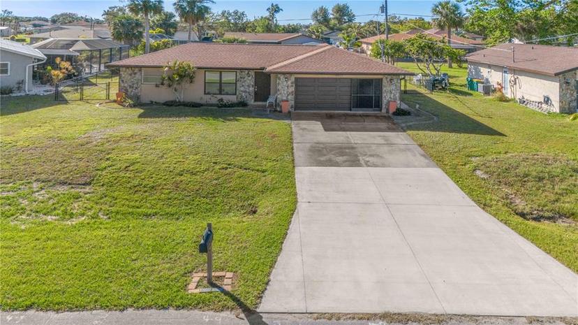 Picture of 18511 Lake Worth Boulevard, Port Charlotte FL 33948