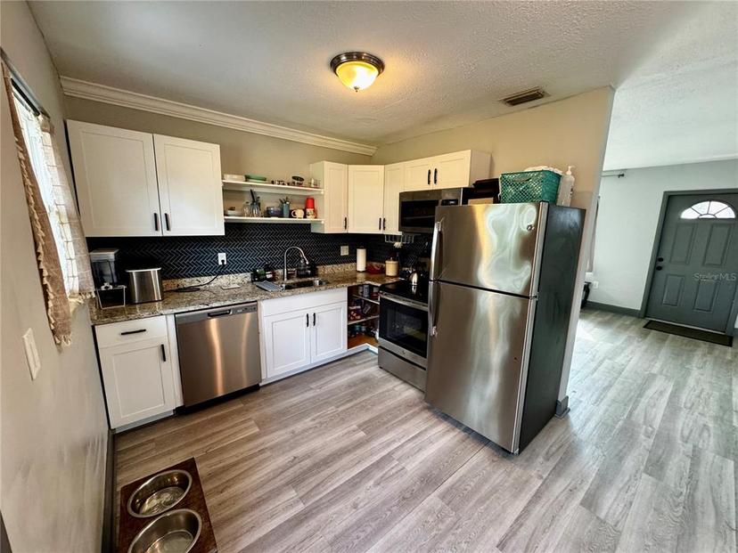 Picture of 129 Gulf Avenue, Nokomis FL 34275