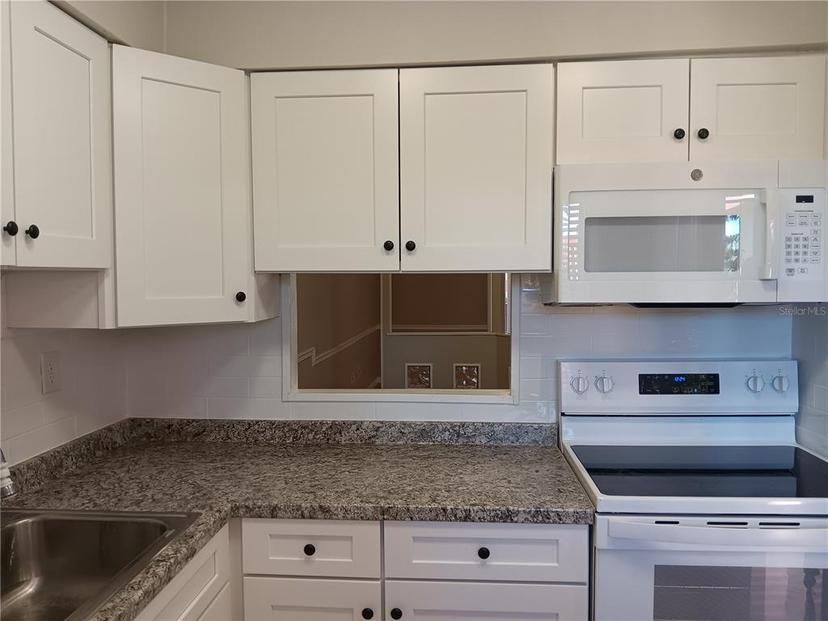 Picture of 2860 N Powers Drive Unit 8, Orlando FL 32818