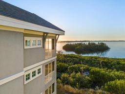 Picture of 392 Aruba Circle Unit 403, Bradenton, FL 34209