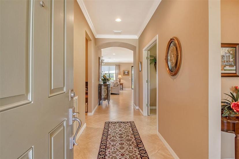 Picture of 5935 Caspian Tern Drive, Sarasota FL 34238