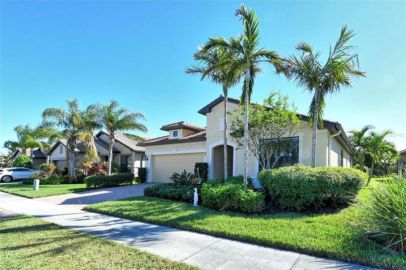 Picture of 5935 Caspian Tern Drive, Sarasota FL 34238