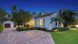 Picture of 1682 Hawthorne Street, Sarasota, FL 34239