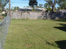 Picture of 850 Cordele Avenue Nw, Port Charlotte, FL 33948
