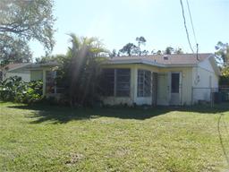 Picture of 850 Cordele Avenue Nw, Port Charlotte, FL 33948