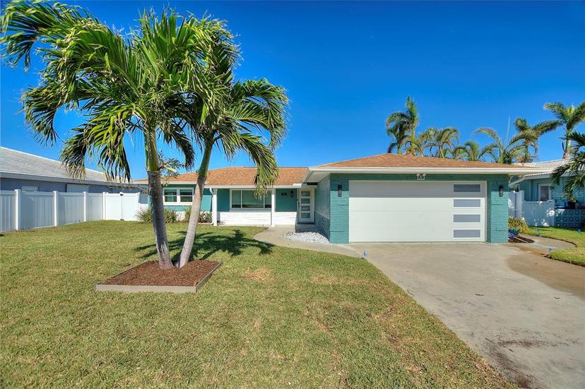 Picture of 8 Island Drive, Treasure Island FL 33706