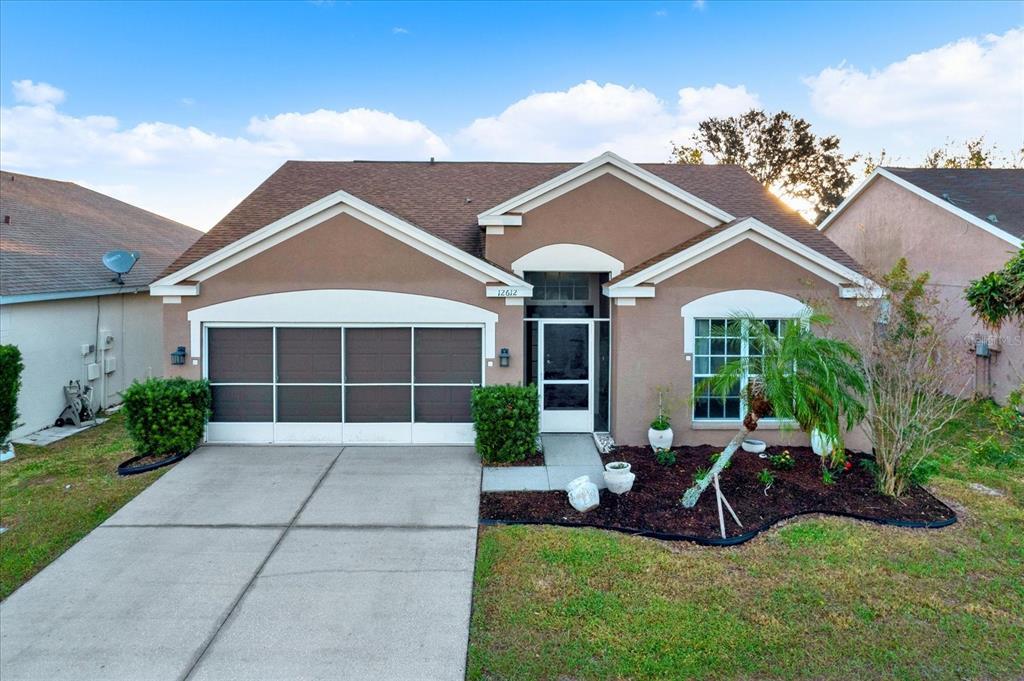 Picture of 12612 Midpointe Dr, Riverview, FL 33579