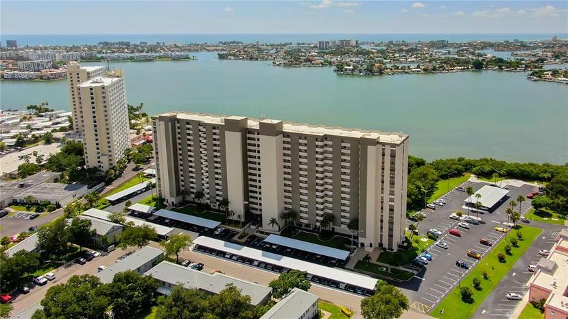 Picture of 7050 Sunset Drive S Unit 405, South Pasadena FL 33707