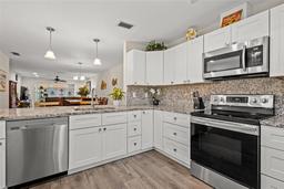 Picture of 19029 Us Highway 19 N Unit 13F, Clearwater, FL 33764