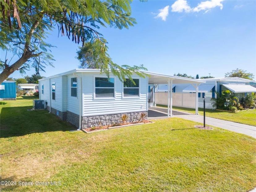 Picture of 1044 Thrush Circle, Sebastian FL 32976