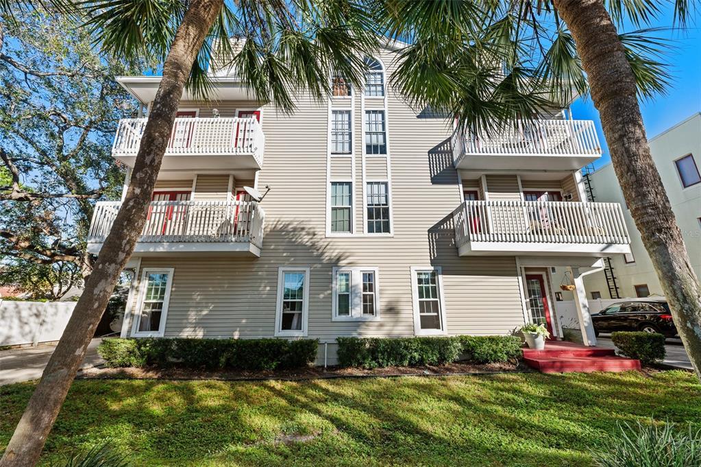 Picture of 508 S Glen Avenue Unit 2, Tampa, FL 33609