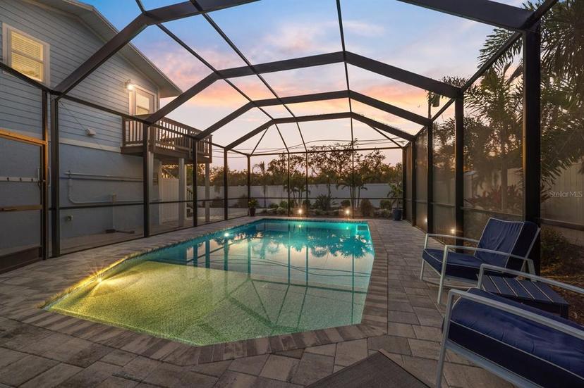 Picture of 842 Nokomis Avenue S, Venice FL 34285