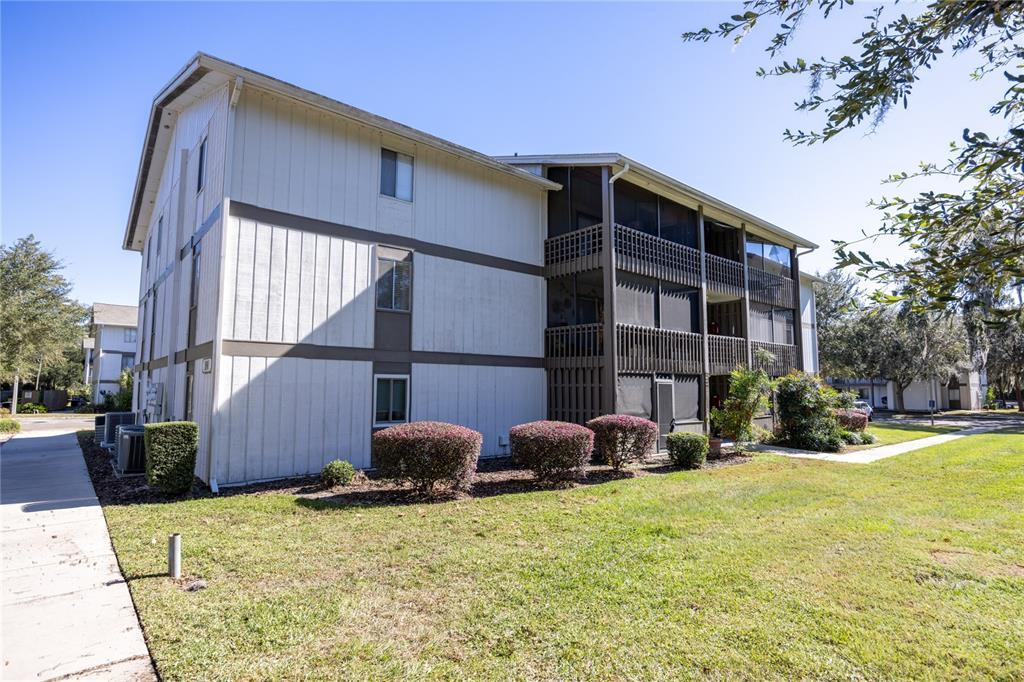 Picture of 6519 W Newberry Road Unit 108, Gainesville, FL 32605