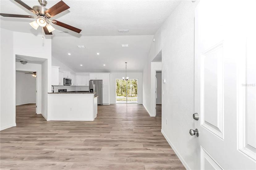 Picture of 19925 SW Lark Drive, Dunnellon FL 34431