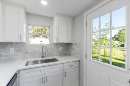 Picture of 454 Ellis Street, North Fort Myers, FL 33903