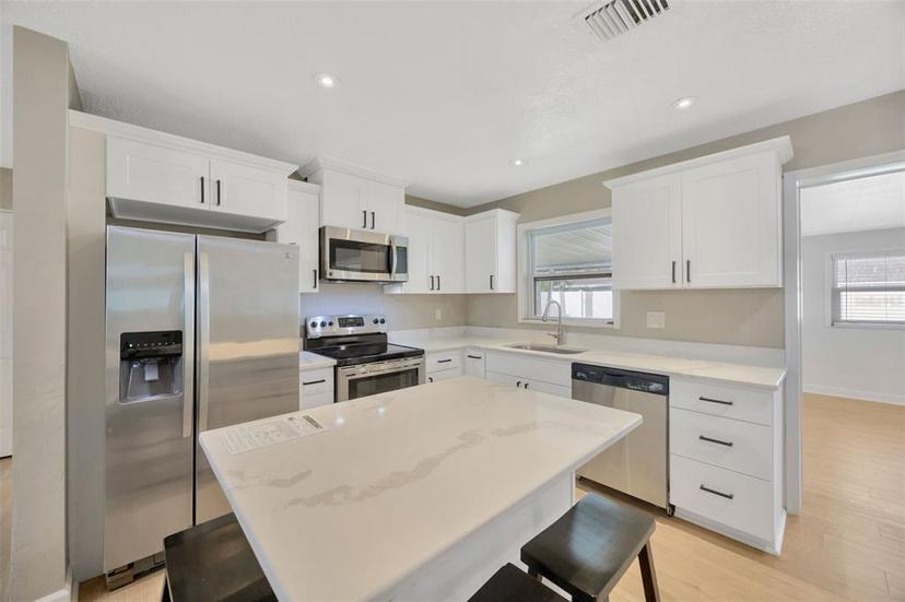 Picture of 6598 26Th Street N, St Petersburg FL 33702
