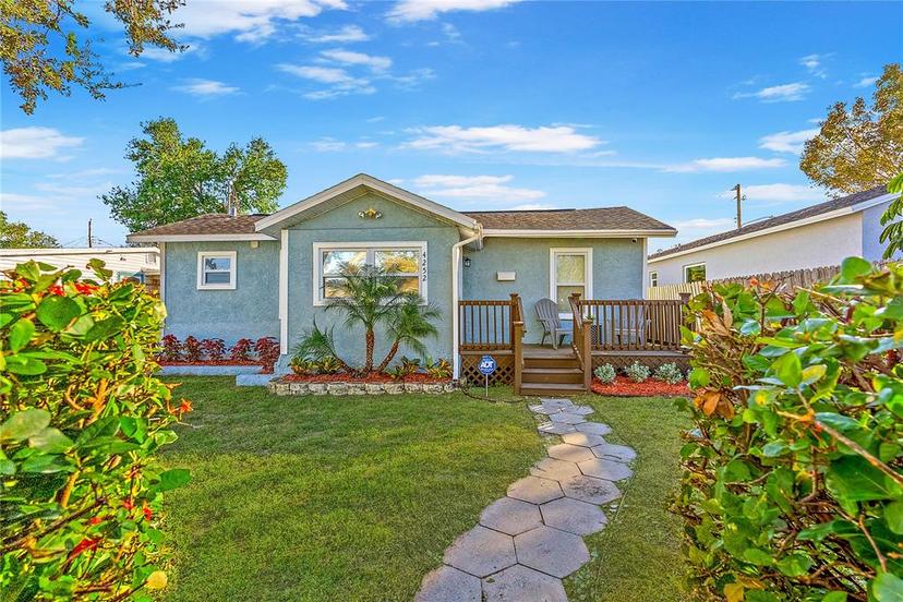 Picture of 4252 12Th Avenue N, St Petersburg FL 33713
