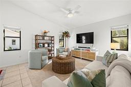 Picture of 300 S Florida Avenue Unit 300G, Tarpon Springs, FL 34689