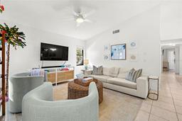 Picture of 300 S Florida Avenue Unit 300G, Tarpon Springs, FL 34689