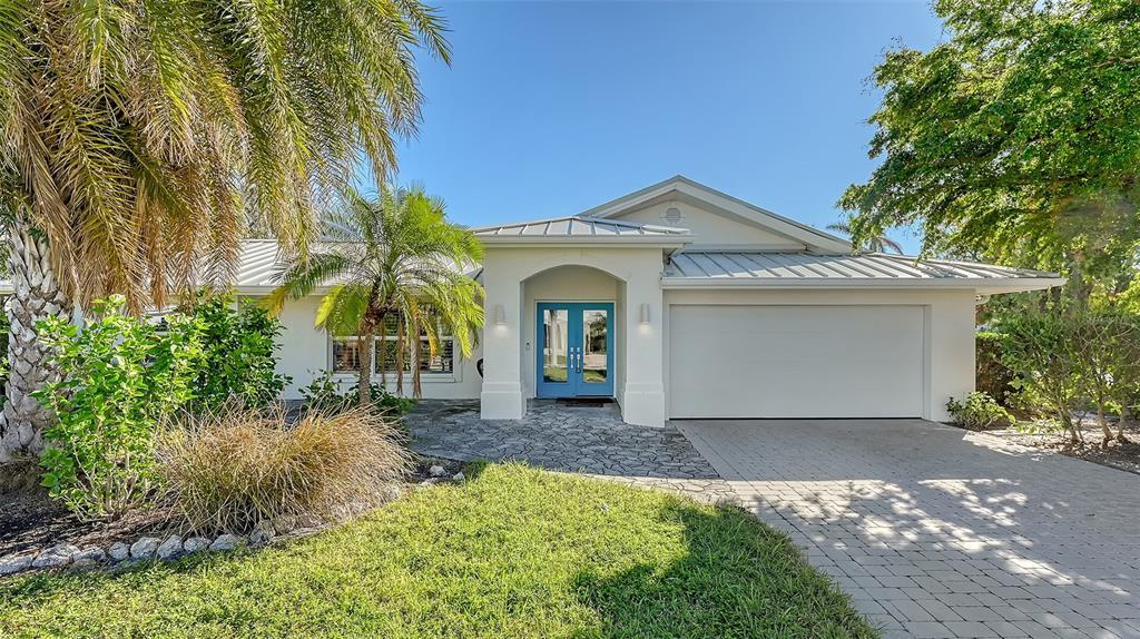 Picture of 435 Partridge Circle, Sarasota, FL 34236