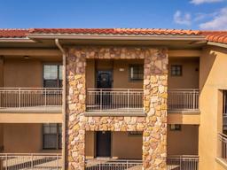 Picture of 903 Charo Parkway Unit 836, Davenport, FL 33897