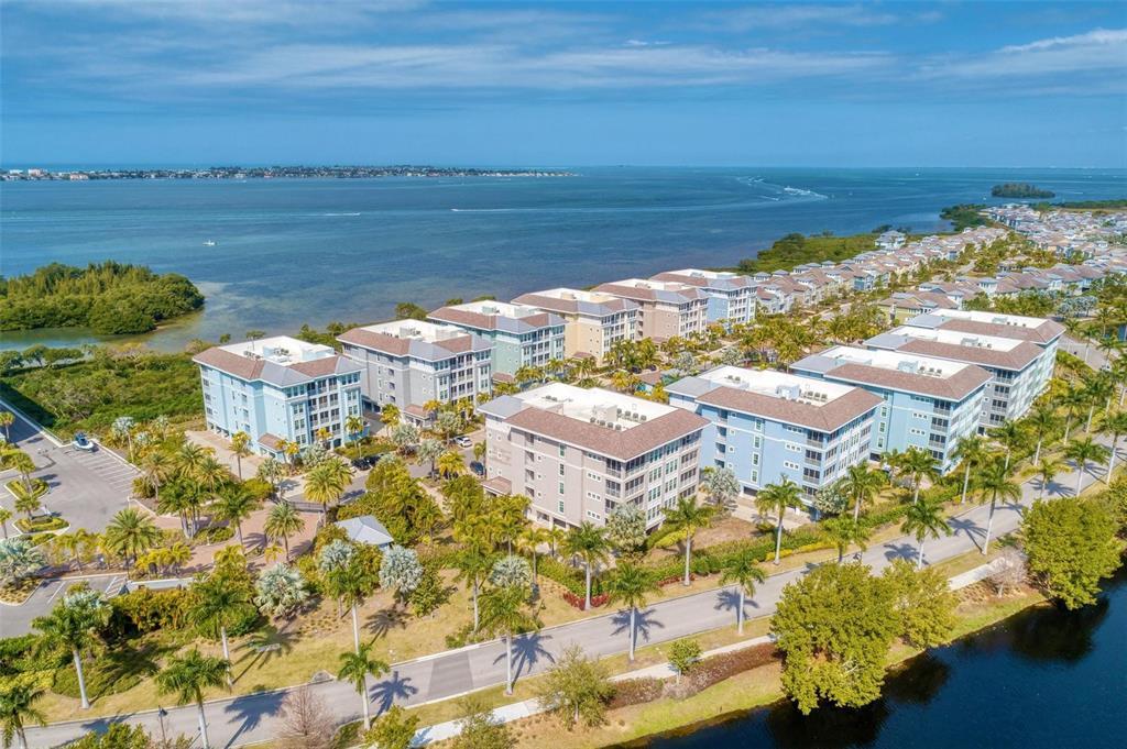 Picture of 396 Aruba Circle Unit 103, Bradenton, FL 34209