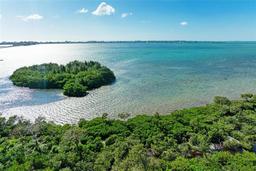 Picture of 396 Aruba Circle Unit 103, Bradenton, FL 34209