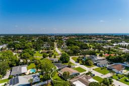 Picture of 4510 Helena Street Ne, St Petersburg, FL 33703