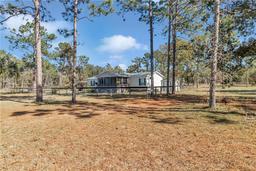 Picture of 8251 SE 138 Terrace, Dunnellon, FL 34431