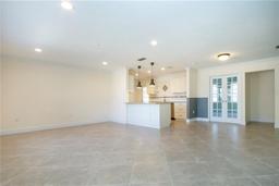 Picture of 6725 Roxbury Drive, Sarasota, FL 34231