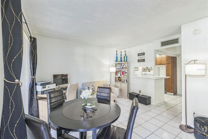 Picture of 10776 N Kendall Drive Unit F5, Miami FL 33176