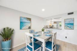 Picture of 1753 Belleair Forest Drive Unit E2, Belleair, FL 33756
