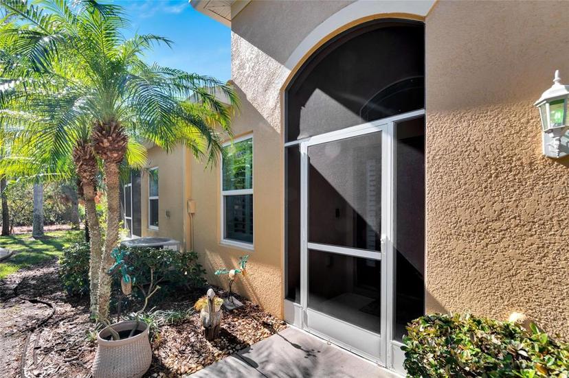 Picture of 2322 Oakley Green Drive Unit 2322, Sun City Center FL 33573