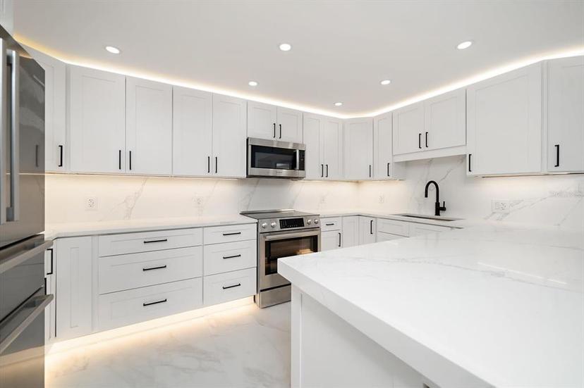 Picture of 1400 Gulf Boulevard Unit 801, Clearwater Beach FL 33767